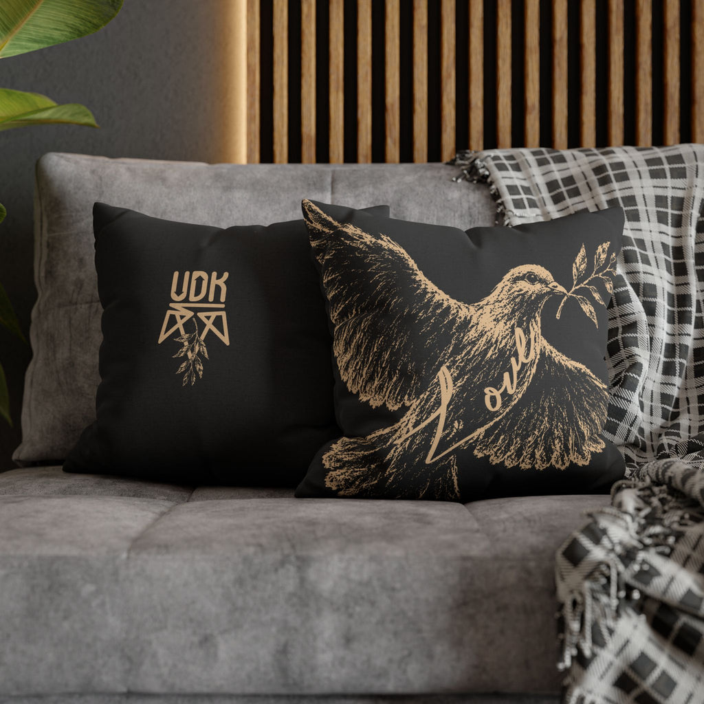 Love Dove – Throw Pillowcase